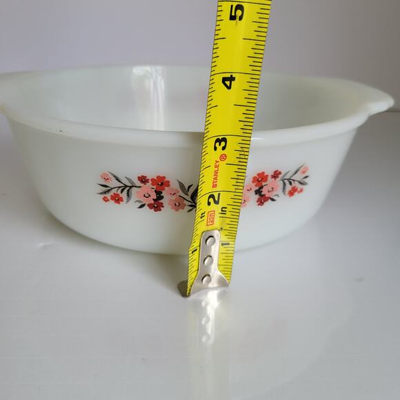Vintage Fire King Baking Dish 2Qt  Primrose Pattern Mid Century Baking USA - Picture 6 of 8